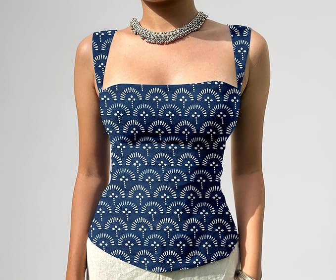 Aahwan Green Printed Square Neck Sleeveless Backless Short Indo-Western Ethnic Kurti Top for Women's & Girl's Ethnic Top for Women's & Girl's - Image 3